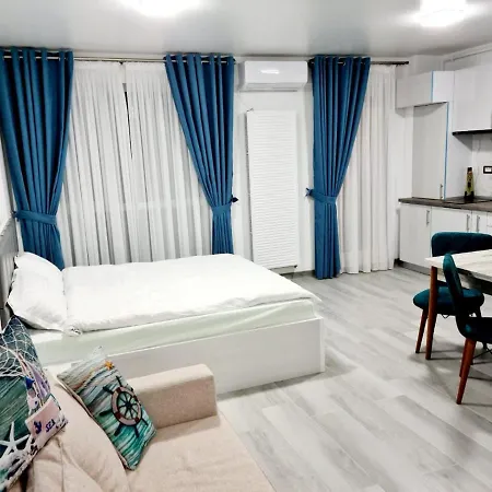 Apartment Senaqua Studio By Alezzi *